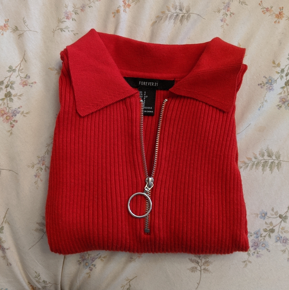 Forever 21 Red Top - Picture 2 of 6